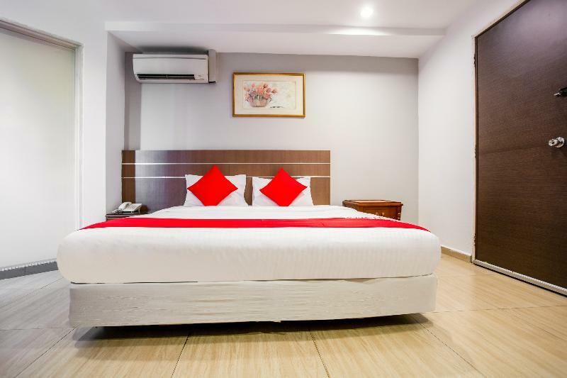 Oyo 106 Beach Hotel Сингапур Экстерьер фото